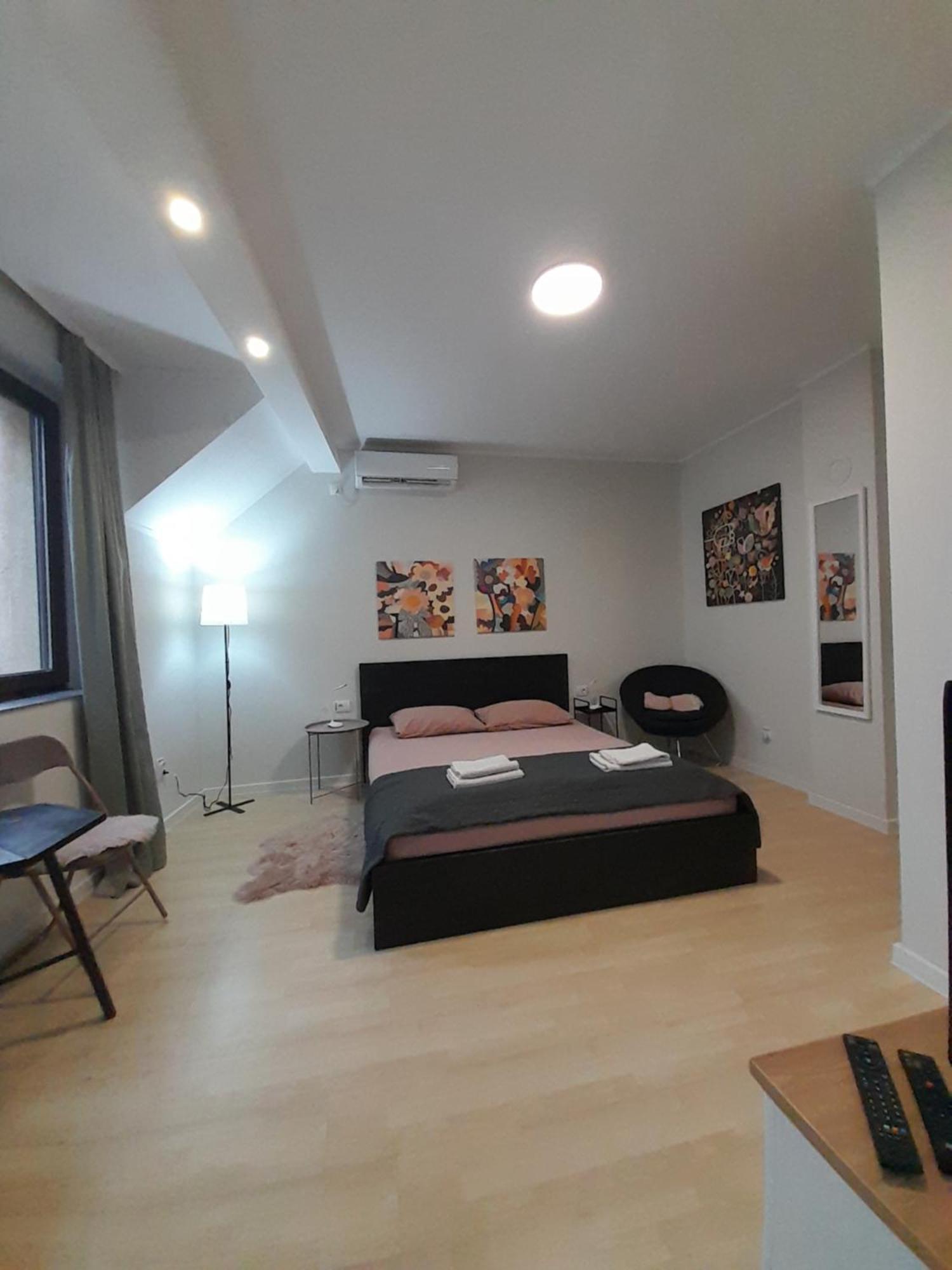 Apartamento Cool & Cozy Center Subotica Exterior foto