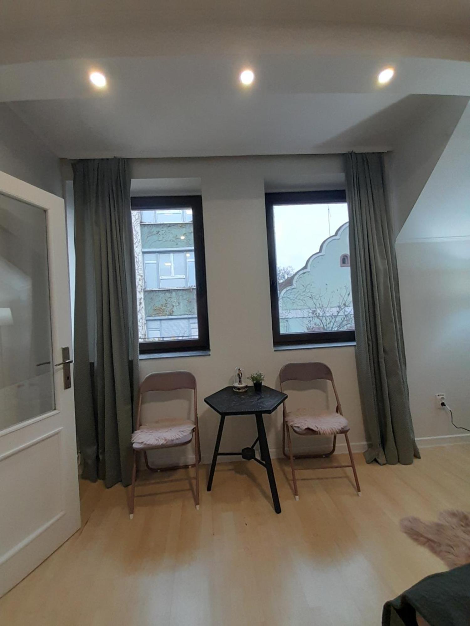 Apartamento Cool & Cozy Center Subotica Exterior foto